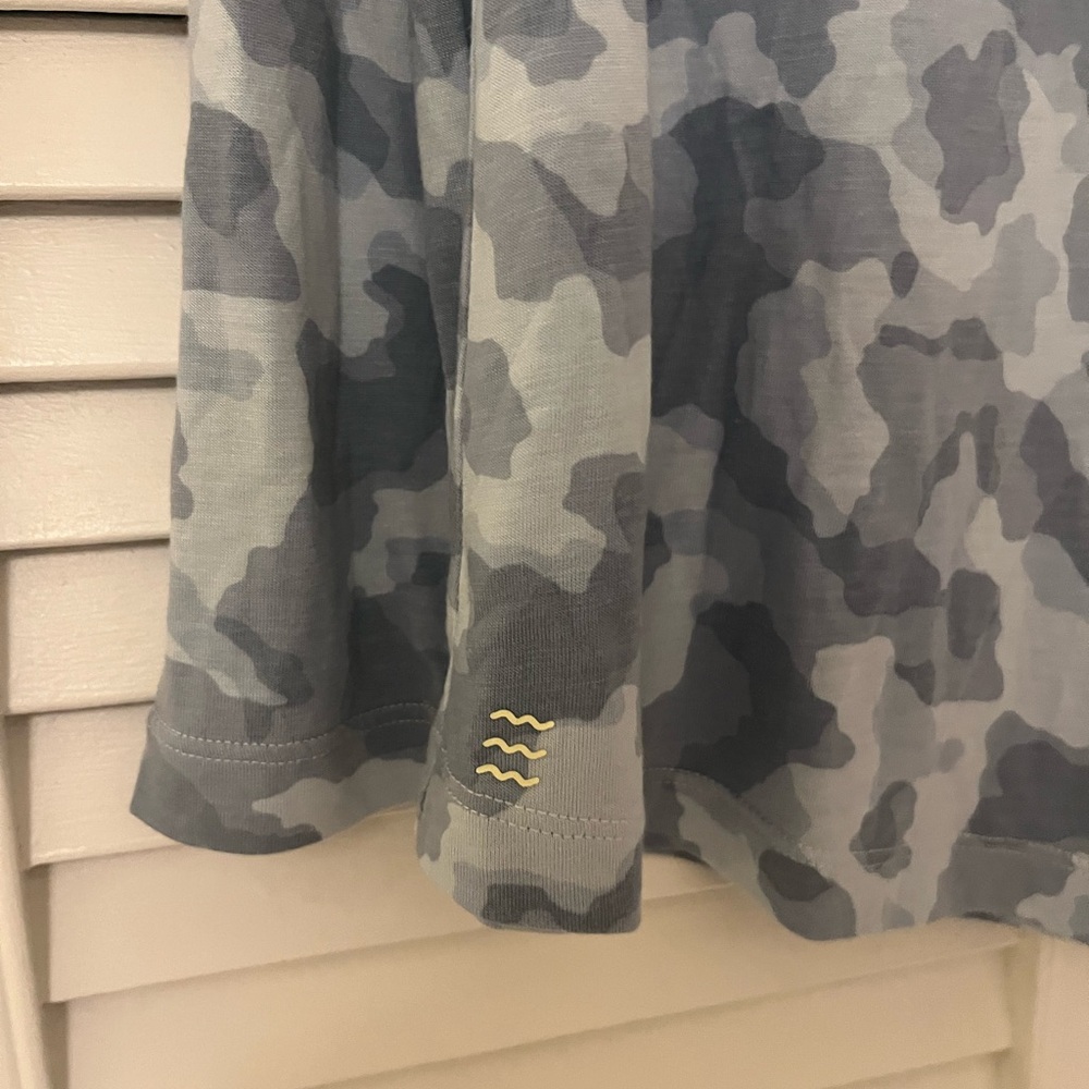 Free Fly Bamboo Lightweight Hoodie Light Blue Camouflage Long Sleeve Sun Shirt - Picture 2 of 3